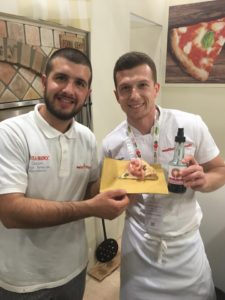 2016 - Angelo Rumolo e Antonio Langone con la Pizza dell'Amaro Teggiano al Cibus di Parma