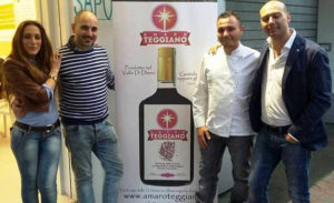 2016 - Il team di Amaro Teggiano alla Gelateria Saporito di Aversa (CE)